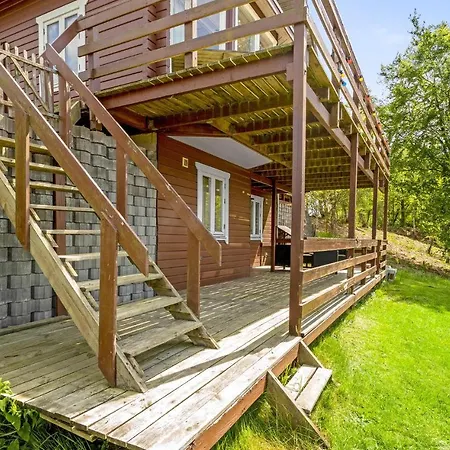 3 Bedroom Nice In Højslev