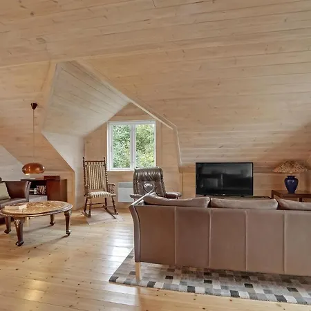 3 Bedroom Nice In