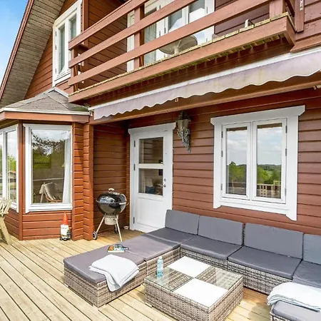 Ferienhaus 3 Bedroom Nice In Højslev