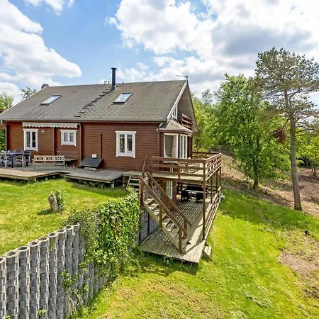 Ferienhaus 3 Bedroom Nice In